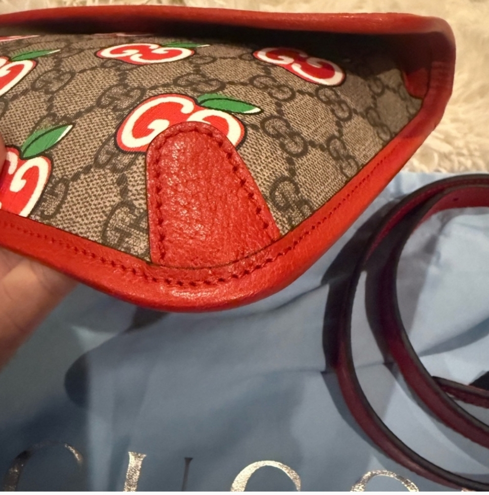 NWOT Gucci Limited Edition Apple GG Supreme Fanny Pack Waist Belt Bag - Picture 6 of 16